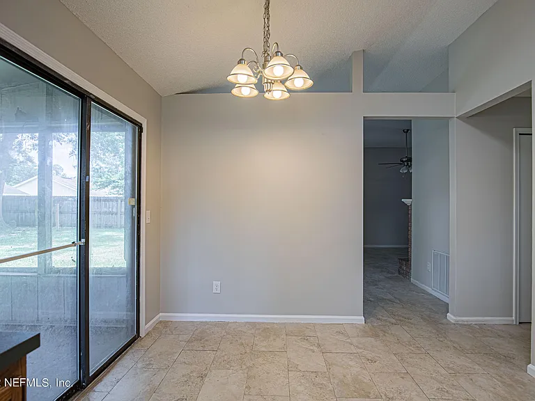 8516 Bending Branch Ct — Photo 17
