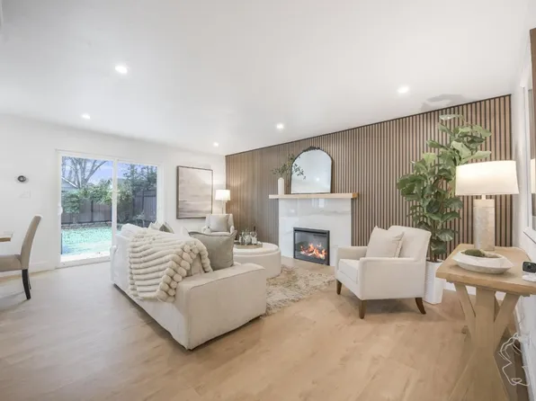 1202 Foxworthy Ave, San Jose, CA 95118