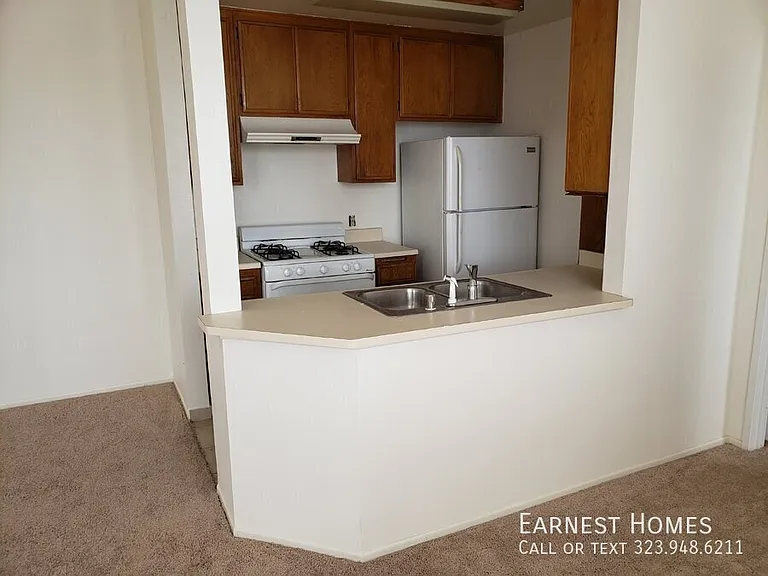 3626 Empire Dr #5 — Photo 3