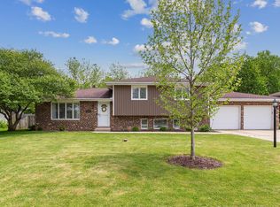 16951 S Plainsman Ct, Plainfield, IL 60586