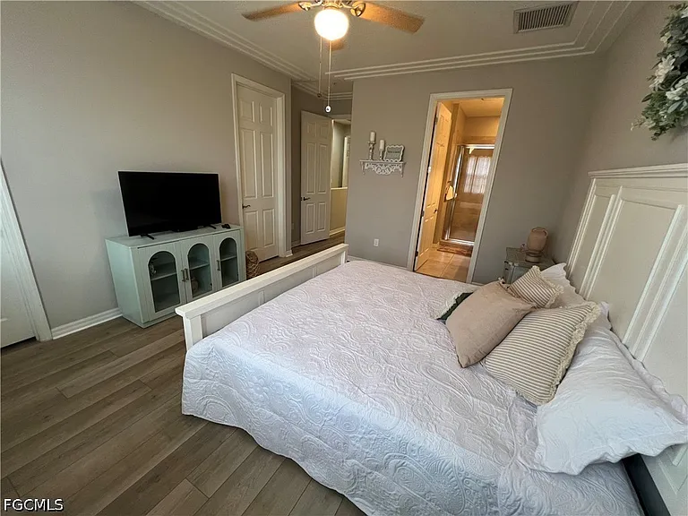 11875 Izarra Way #8711 — Photo 15
