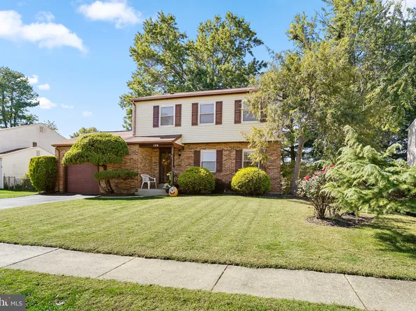 109 N Dover Ct, Bear, DE 19701