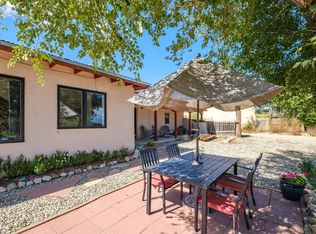 13 Valley Rd, Ranchos de Taos, NM 87557