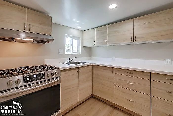1st image of 3132 Chamoune Ave #3133