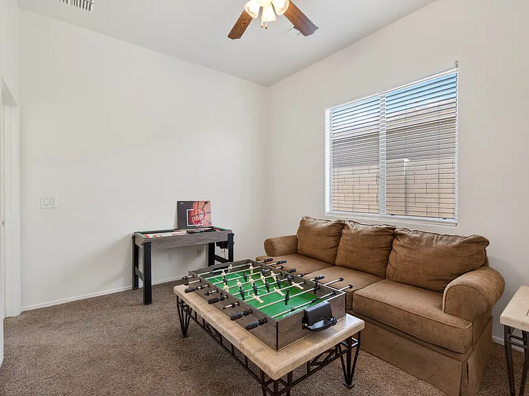 17846 W Buckhorn Dr — Photo 18