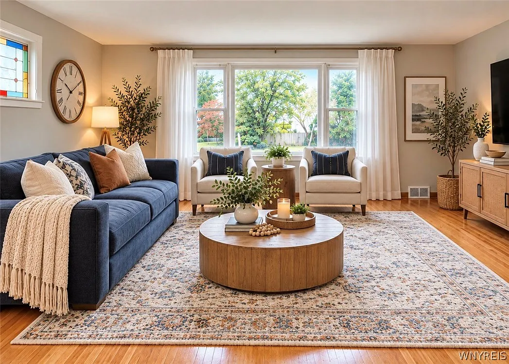 114 Newell Ave — Photo 4