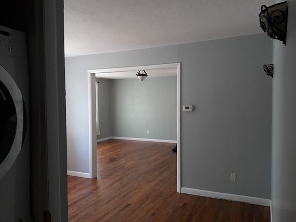 4th image of 216 Fishback Ave