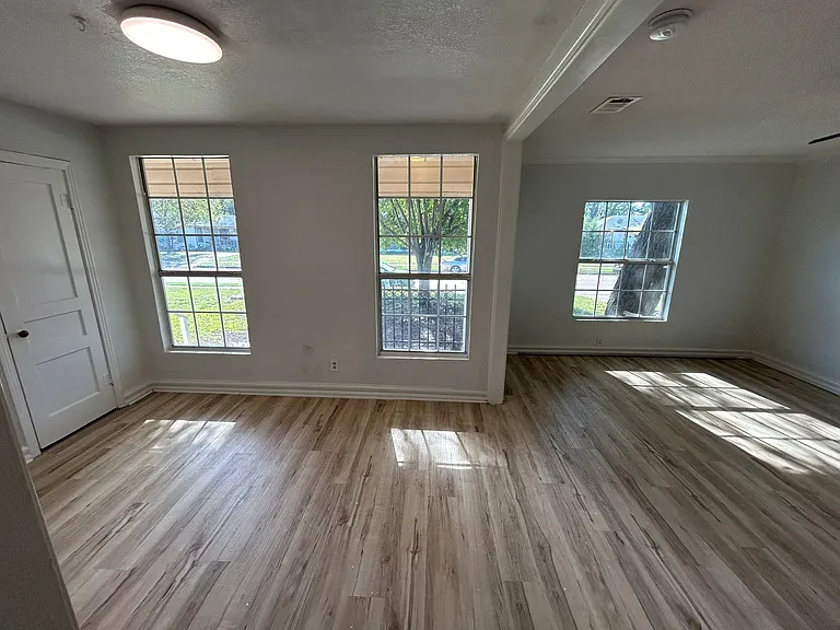 1531 Maple Dr — Photo 5