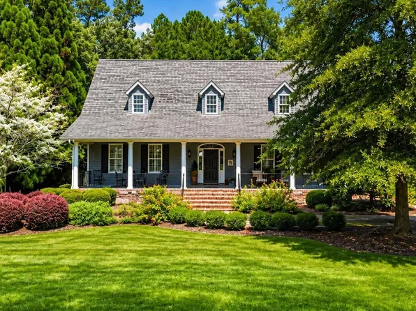 14 Nicklaus Dr NW, Rome, GA 30165