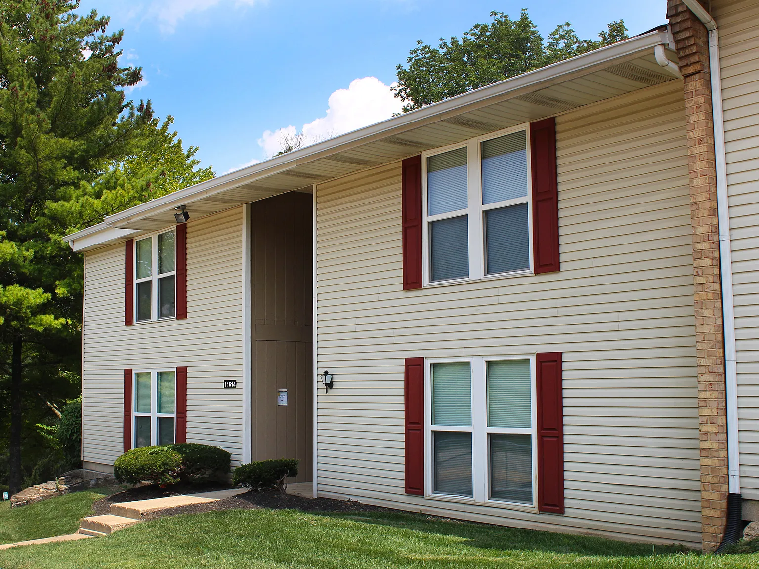 Timber Ridge Apartments — Photo 2