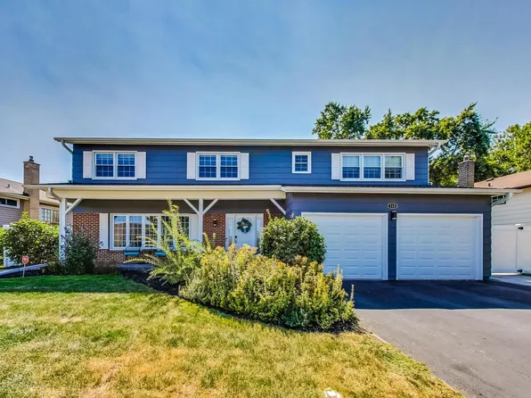 315 W Berkley Dr, Arlington Heights, IL 60004
