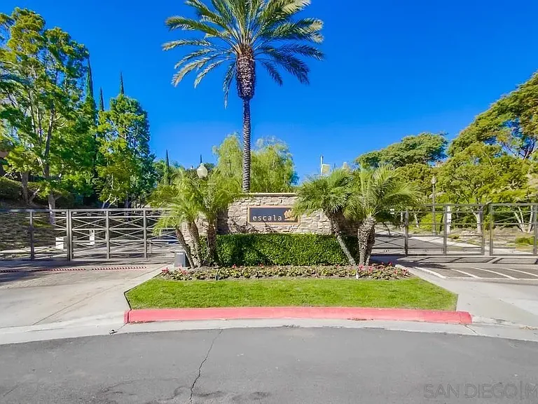 9240 Piantino Way — Photo 48