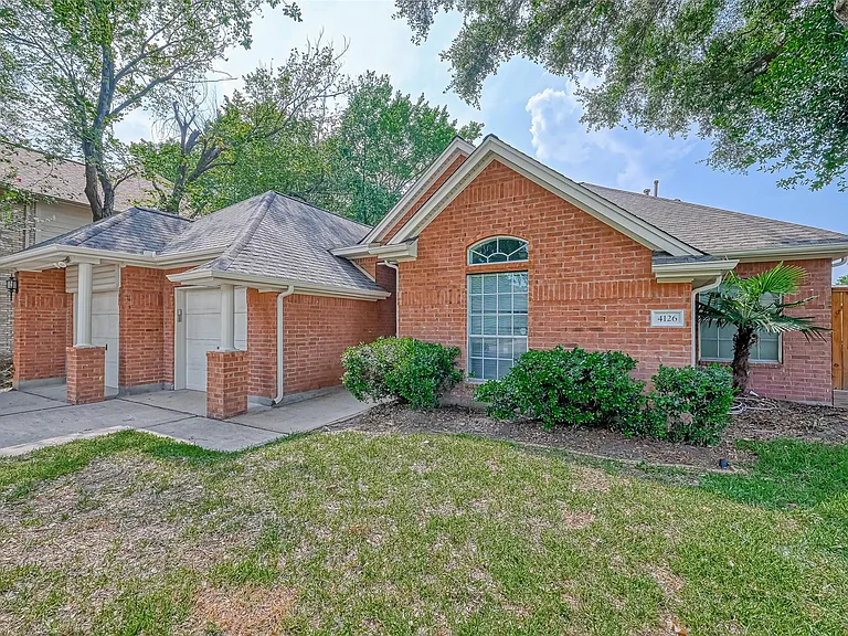 4126 Surreydon Dr — Photo 7