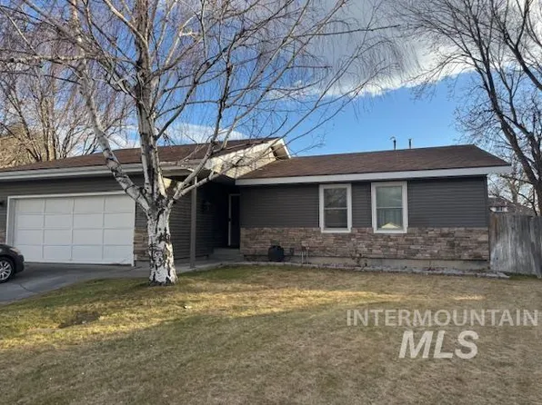 1049 Twin Parks Dr, Twin Falls, ID 83301