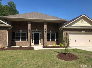 79 Parkside Dr, Lillington, NC 27546