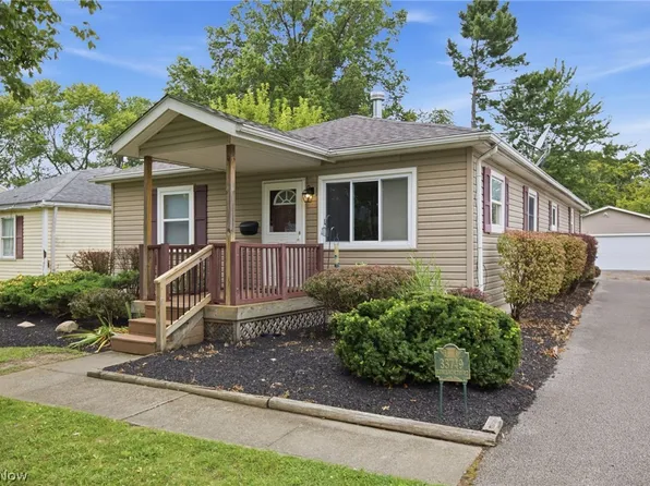 33749 Kenilworth Rd, Eastlake, OH 44095