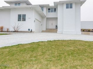 2361 E 10000n Rd, Manteno, IL 60950