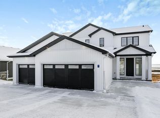 7 Ste Anne Trl #55101, Lac Ste. Anne County, AB T0E0A0