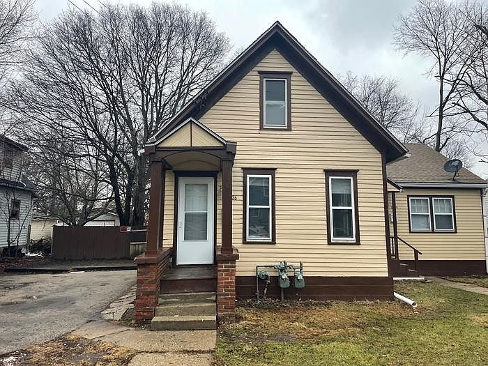 1st image of 1126 16th Ave #1