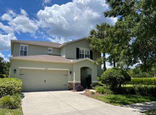 2905 Winglewood Cir, Lutz, FL 33558