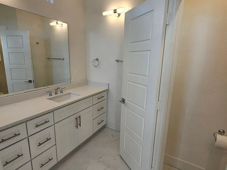 7305 Bree Ct — Photo 13