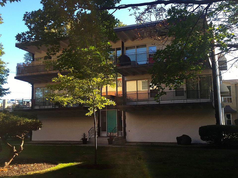 1st image of 7444 Franklin St APT 2SE