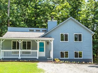 9601 Sherwood Dr, Quinton, VA 23141
