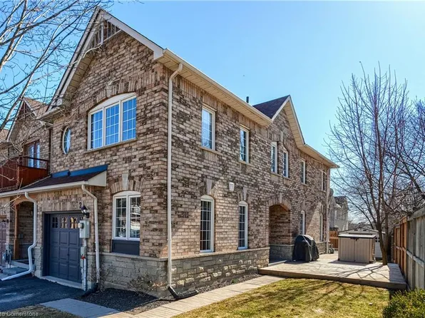 2 Bradley Dr, Halton Hills, ON L7G 6B5