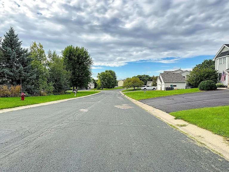 1839 Valley Ridge Trl S — Photo 42
