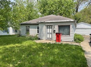 412 Fairview Dr, Champaign, IL