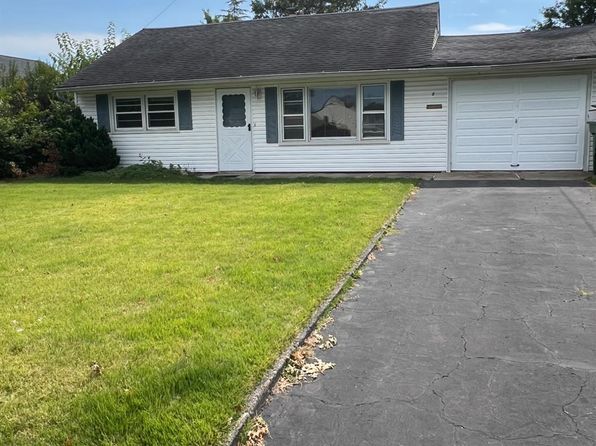 8 Rosewood Rd
