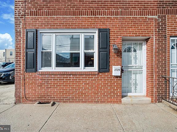 3rd image of 2729 Reed St