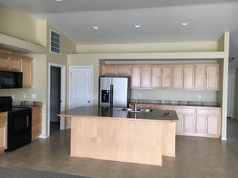2nd image of 5519 Arthur Ln