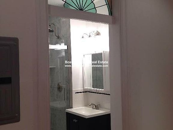 127 Saint Botolph St. #2 Boston - South End Unit Photo 3