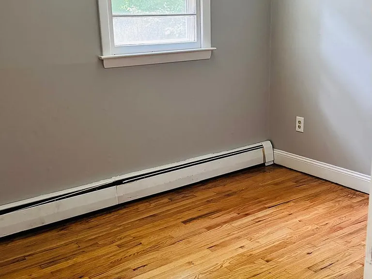105-107 Madison Rd — Photo 14