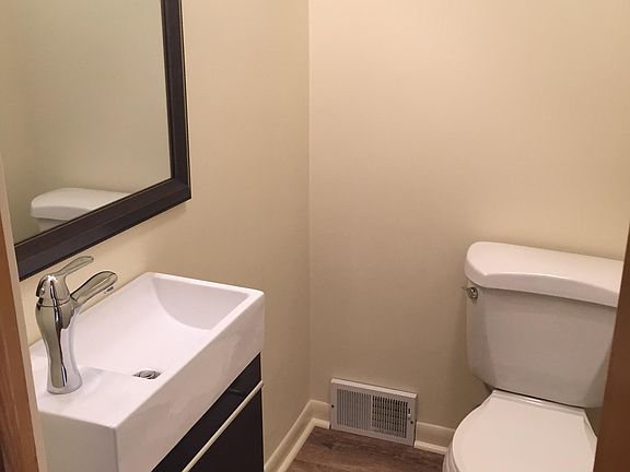 5th image of 402 N Grant St