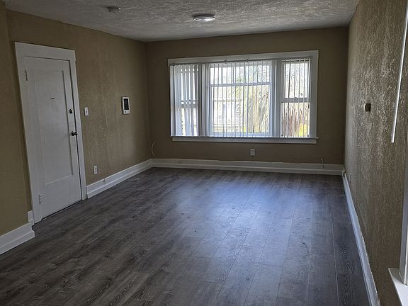 2nd image of 653 21st St APT B