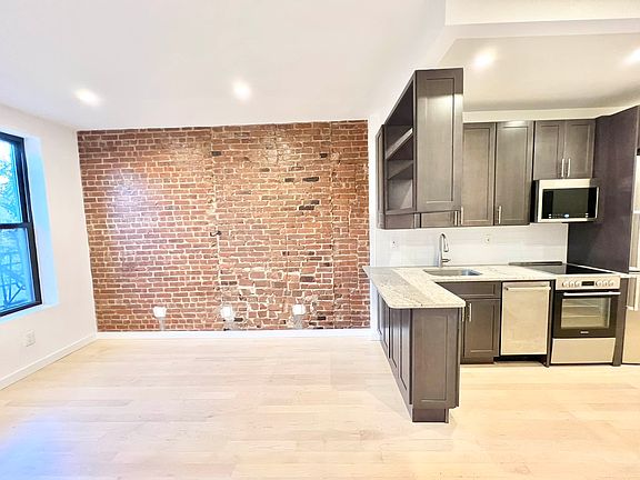 3rd image of 322 E 59th St APT 3A