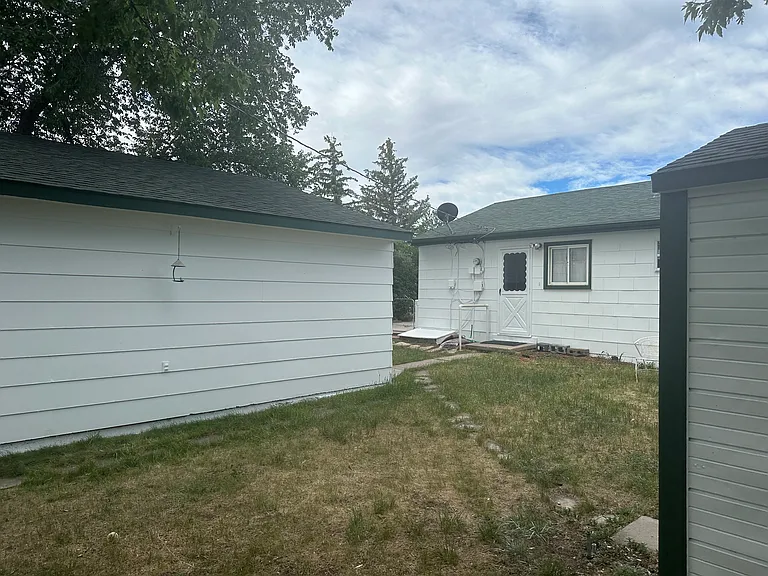 423 Hynds Ave — Photo 20