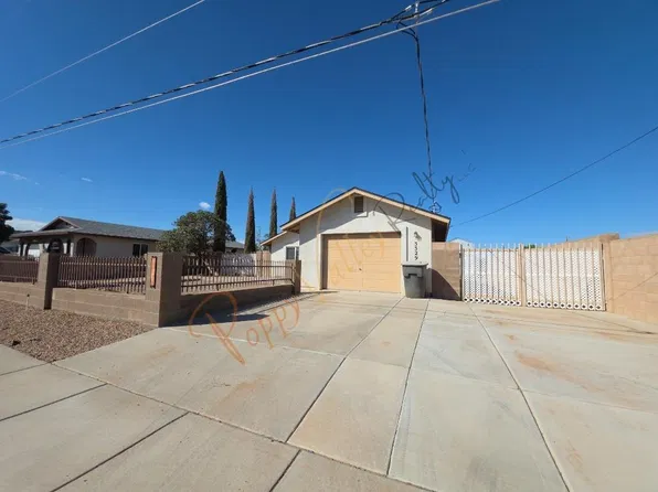 3329 Cypress St, Kingman, AZ 86401