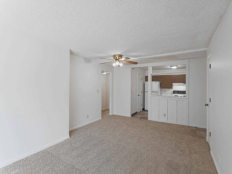 945 S 12th St #6 — Photo 1