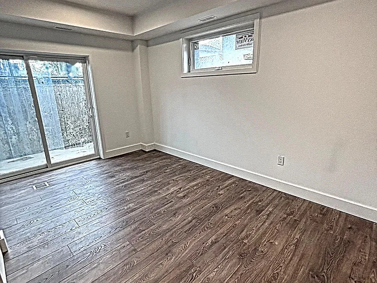 6638 McLeod Rd #115 — Photo 10