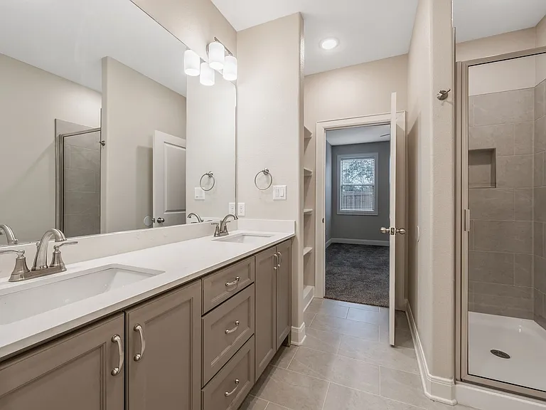 Omen Hill Villas- ASK ABOUT OUR SPRING MOVE- IN SPECIAL TODAY! — Photo 7