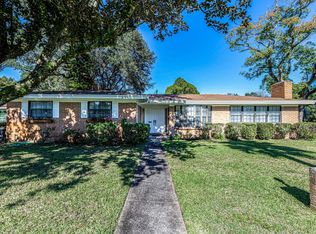 8739 Vermanth Rd, Jacksonville, FL 32211