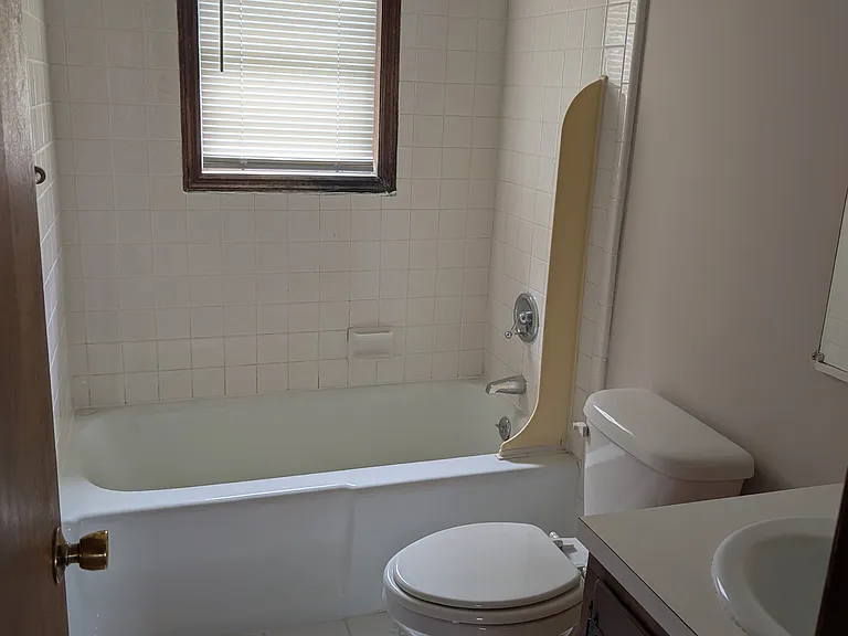 152 Hinkle St #2 — Photo 7