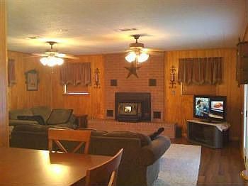 3rd image of 105 E Walters Blvd