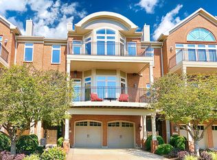 1124 Riverside Dr, Cincinnati, OH 45202