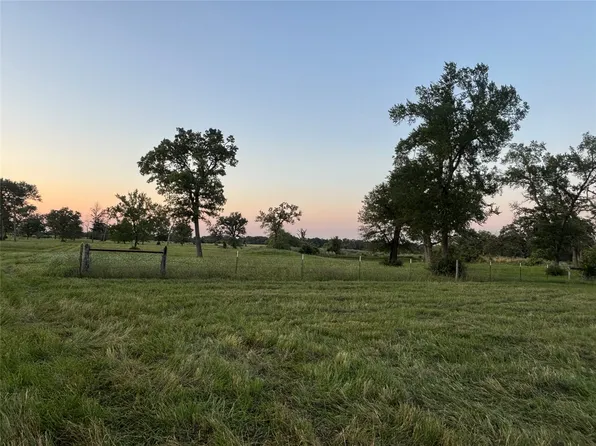 296 Lcr 806, Groesbeck, TX 76642