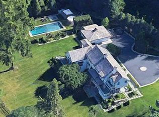 129 Clapboard Ridge Rd, Greenwich, CT 06830