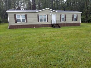 4011 Oxford Ln, Blackshear, GA 31516